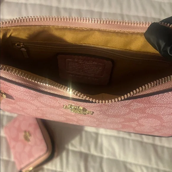 Coach Pink Signature Pattern Bag Set - Picture 8 of 12